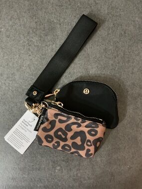 lululemon athletica Dual Pouch Wristlet
